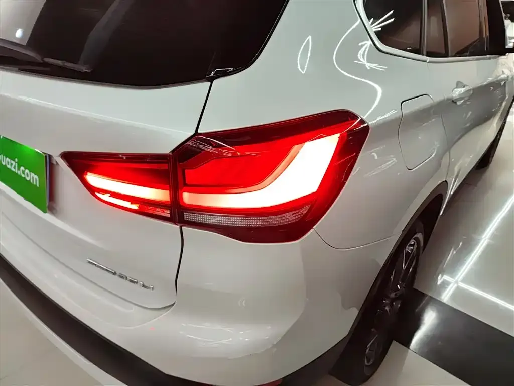 BMW X1 2022 из CN, фото 8