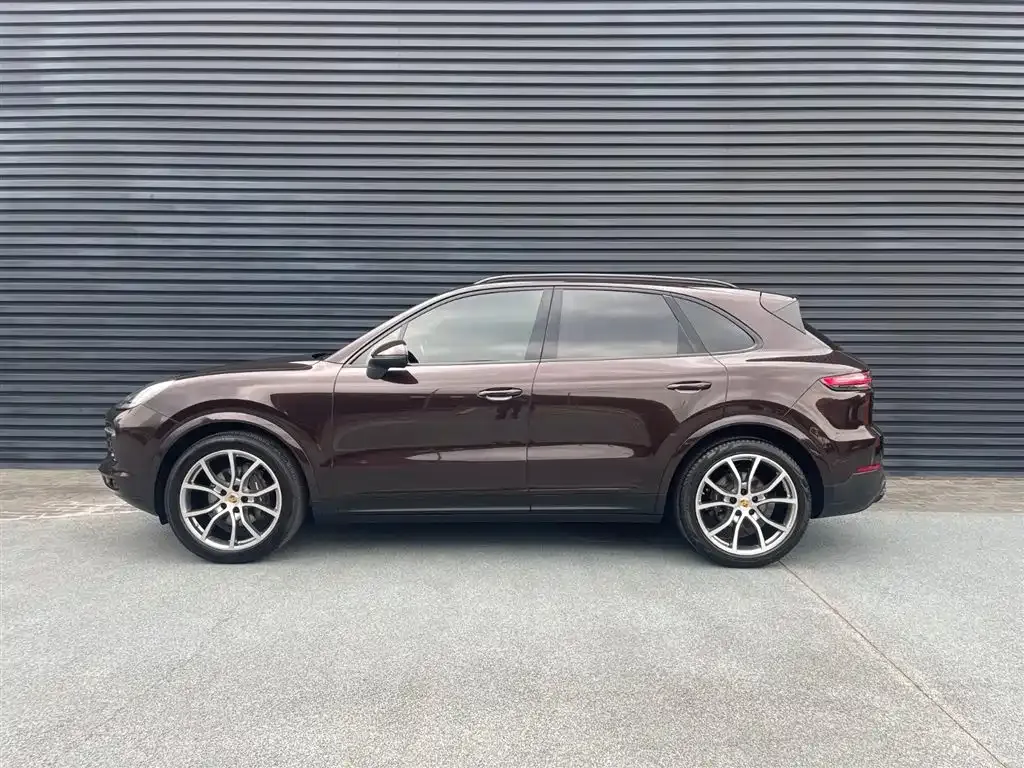 Porsche Cayenne — фото 2