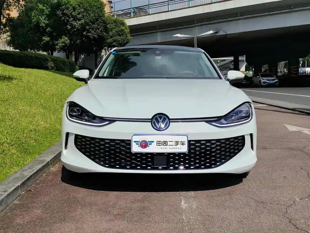Volkswagen Lamando 2024 из CN, фото 2