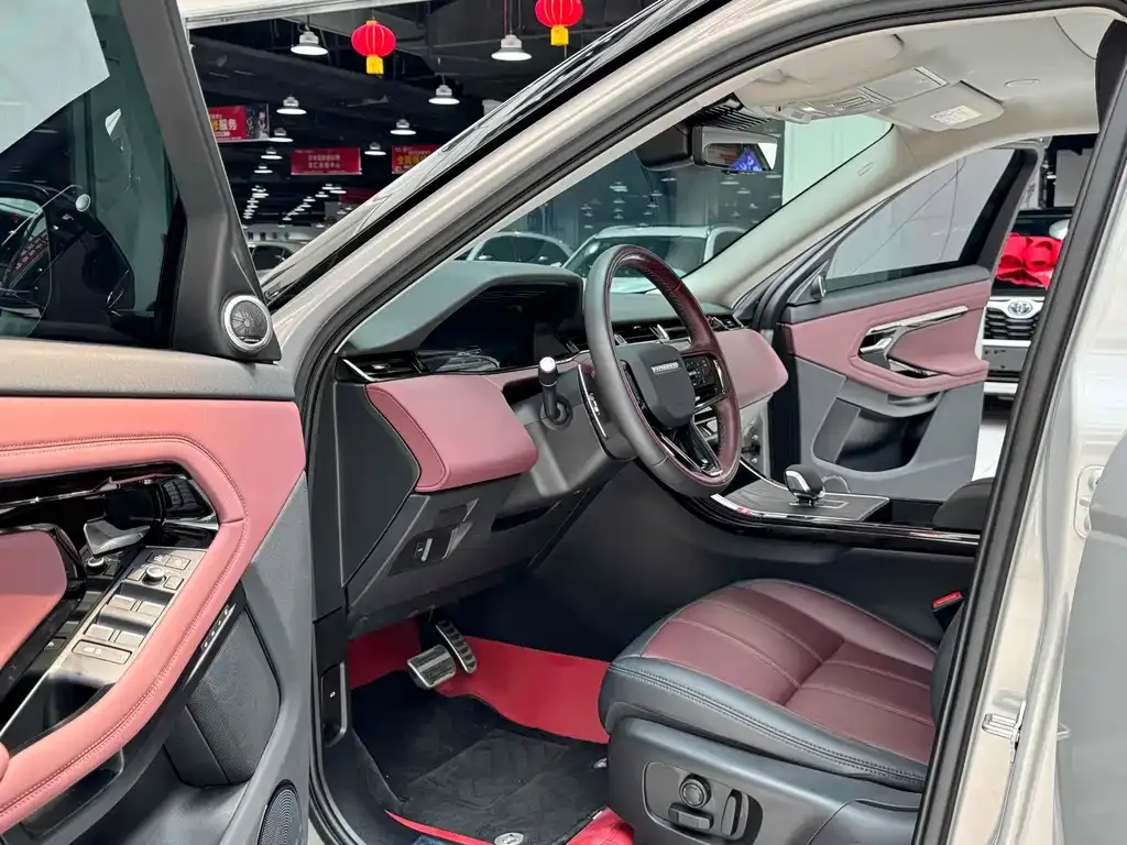 Land Rover Evoque 2025 из CN, фото 4