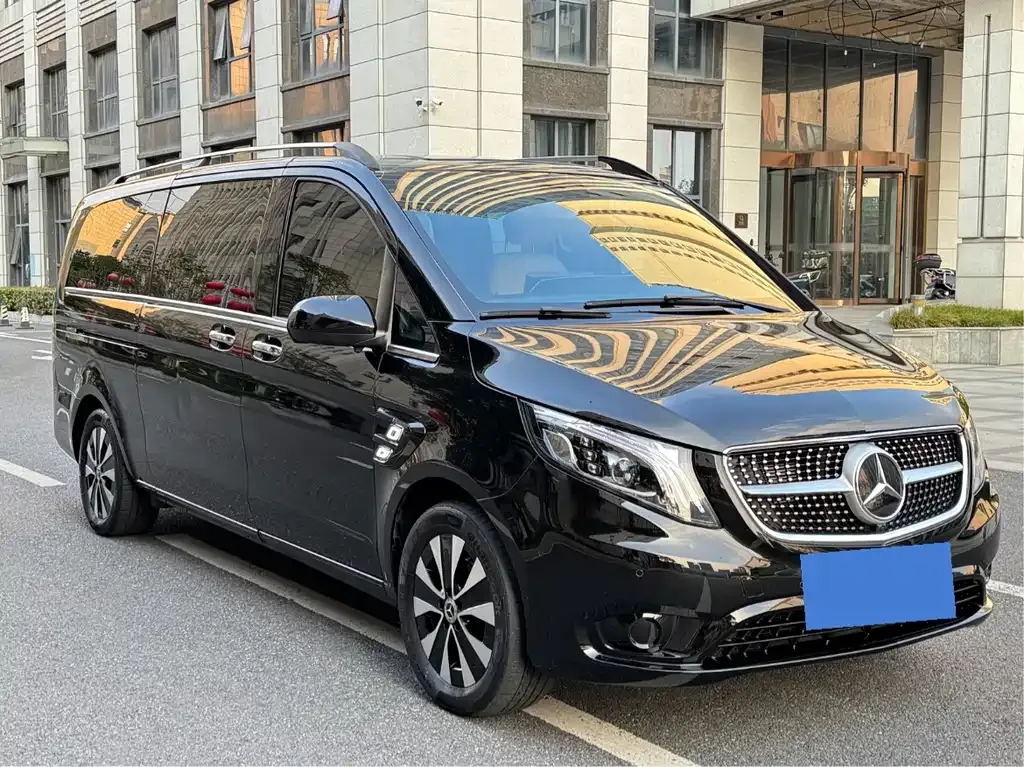 Mercedes-Benz Vito 2023 из CN, фото 3