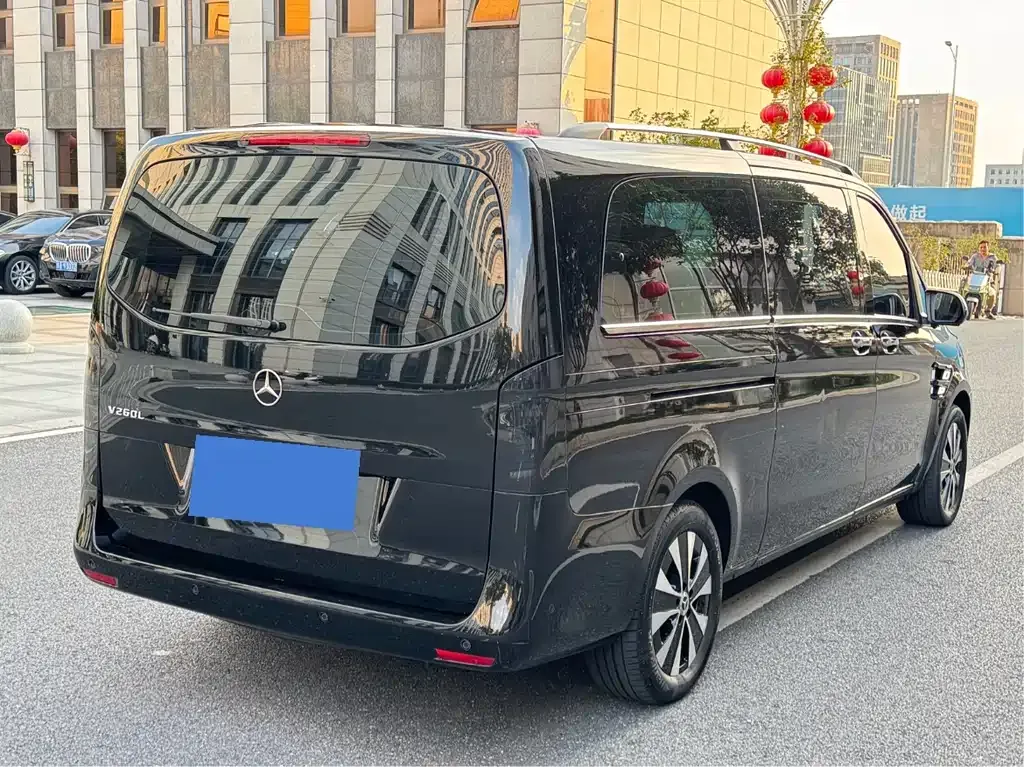 Mercedes-Benz Vito 2023 из CN, фото 7