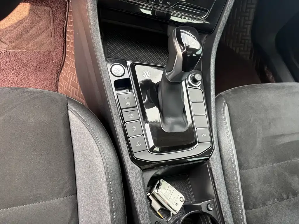 Volkswagen Sagitar 2022 из CN, фото 10