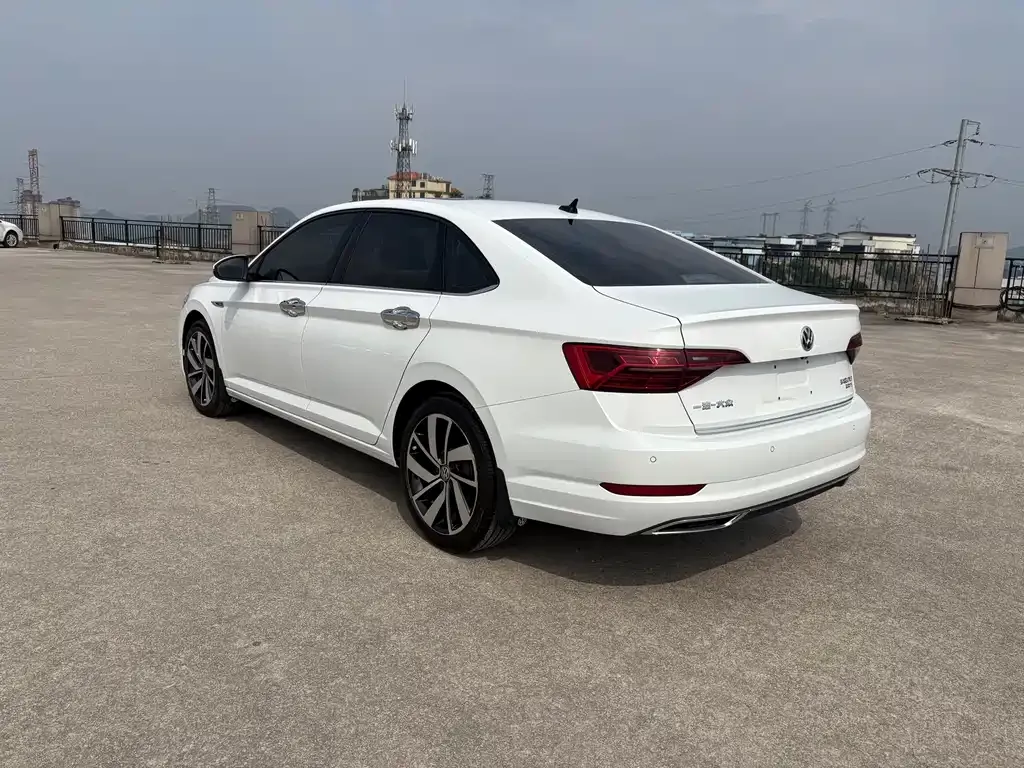 Volkswagen Sagitar 2022 из CN, фото 5