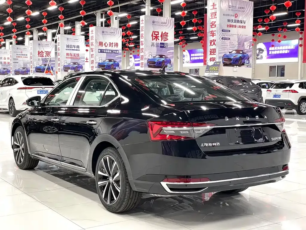 Skoda Superb 2024 из CN, фото 4