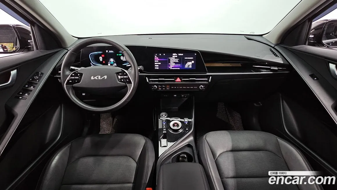 Kia Niro — фото 7