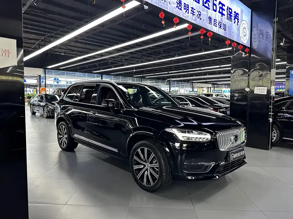 Volvo XC90 — фото 3