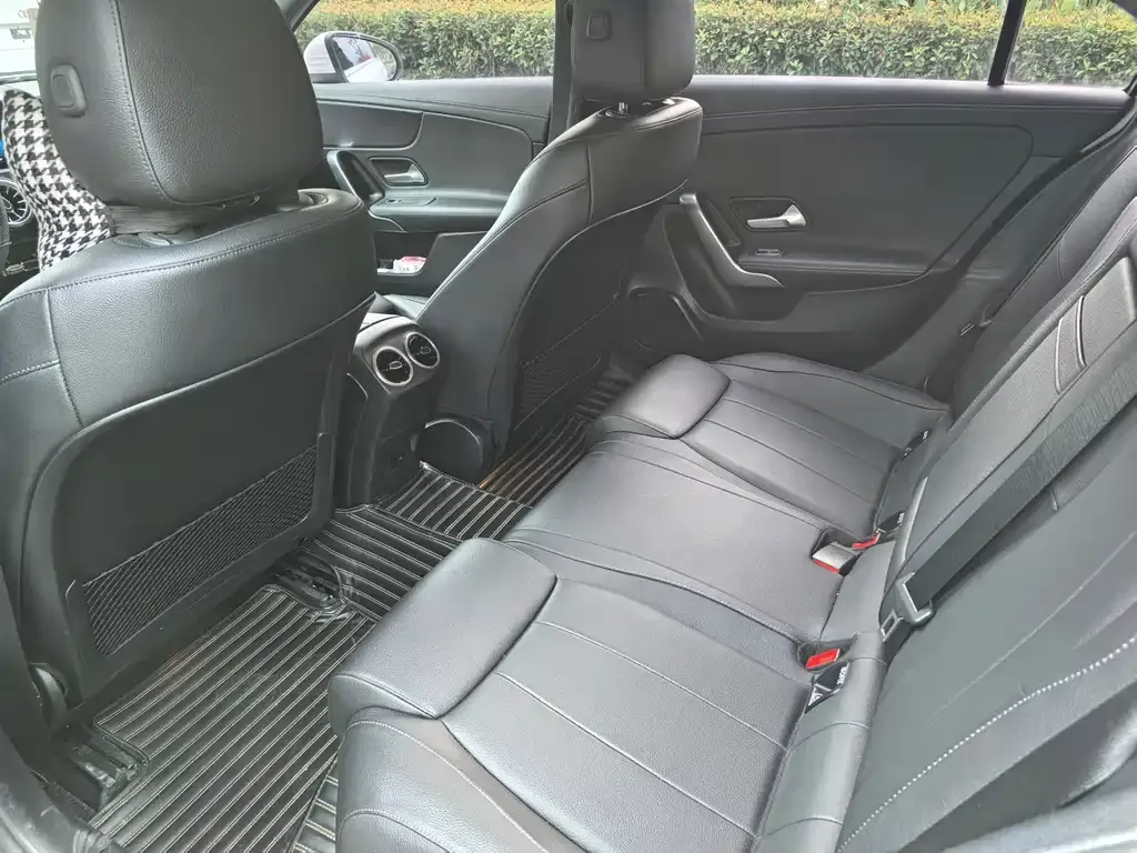 Mercedes-Benz A-Class 2022 из CN, фото 10