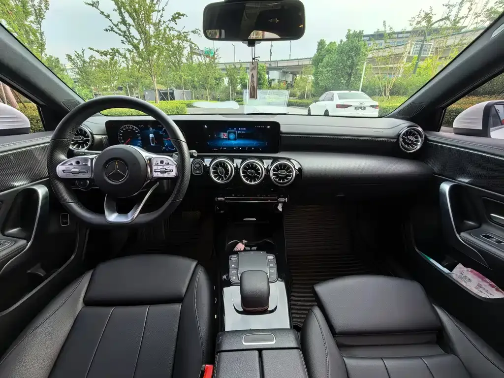 Mercedes-Benz A-Class 2022 из CN, фото 8