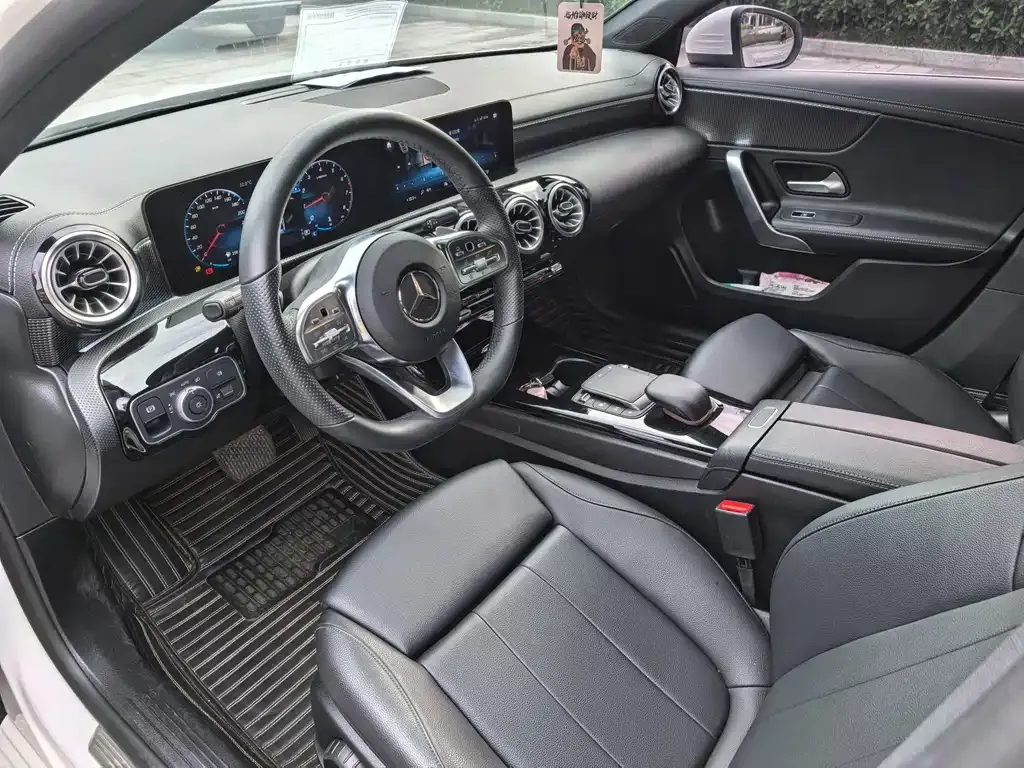 Mercedes-Benz A-Class 2022 из CN, фото 9