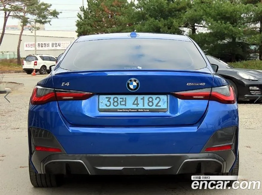 BMW i4 2023 из KR, фото 4