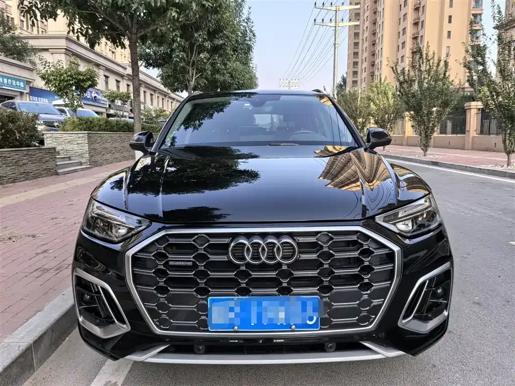 Audi Q5L 2022 из CN, фото 2