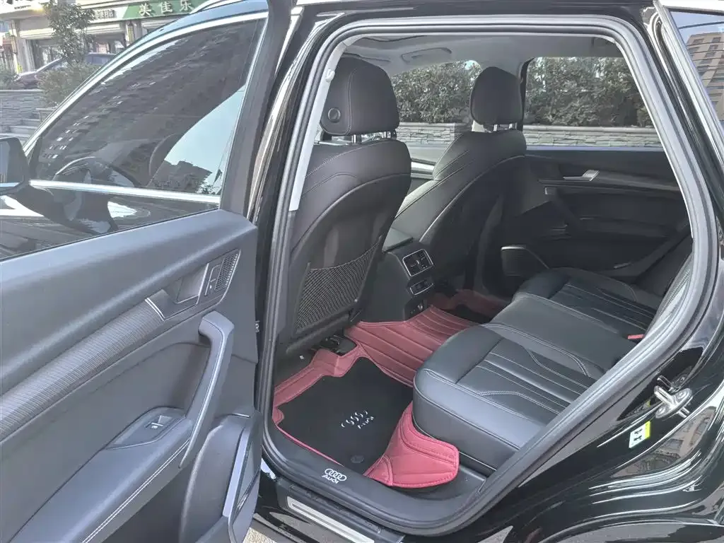 Audi Q5L 2022 из CN, фото 7