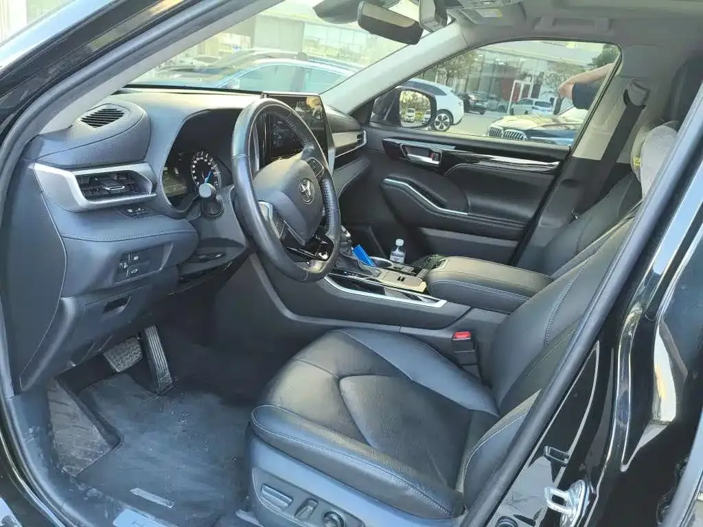 Toyota Highlander 2023 из CN, фото 4