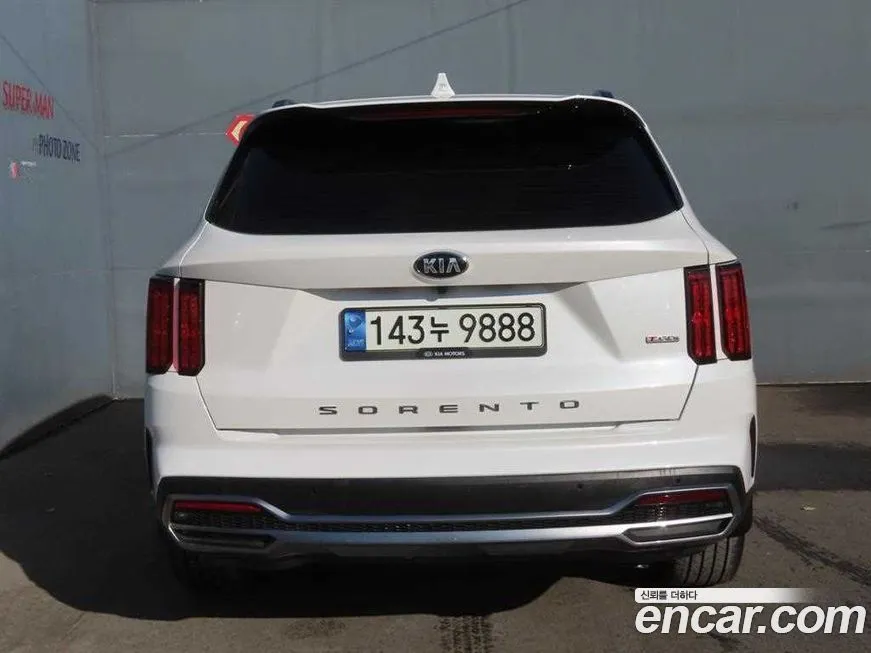 Kia Sorento — фото 4