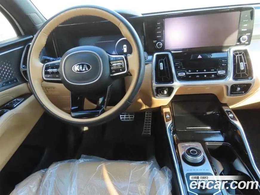 Kia Sorento — фото 8