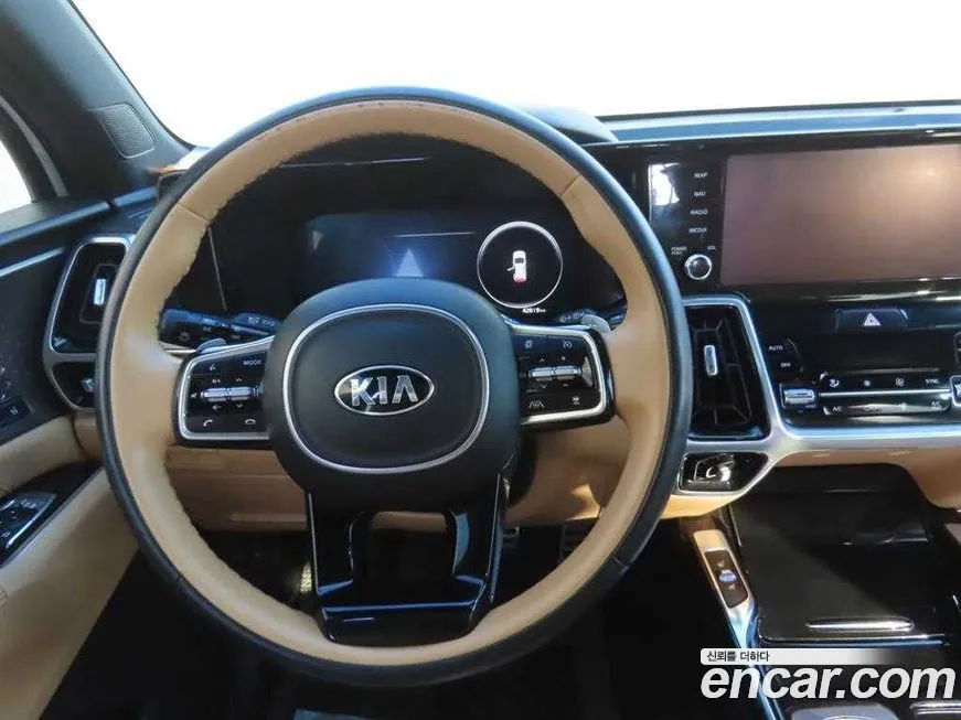 Kia Sorento — фото 9