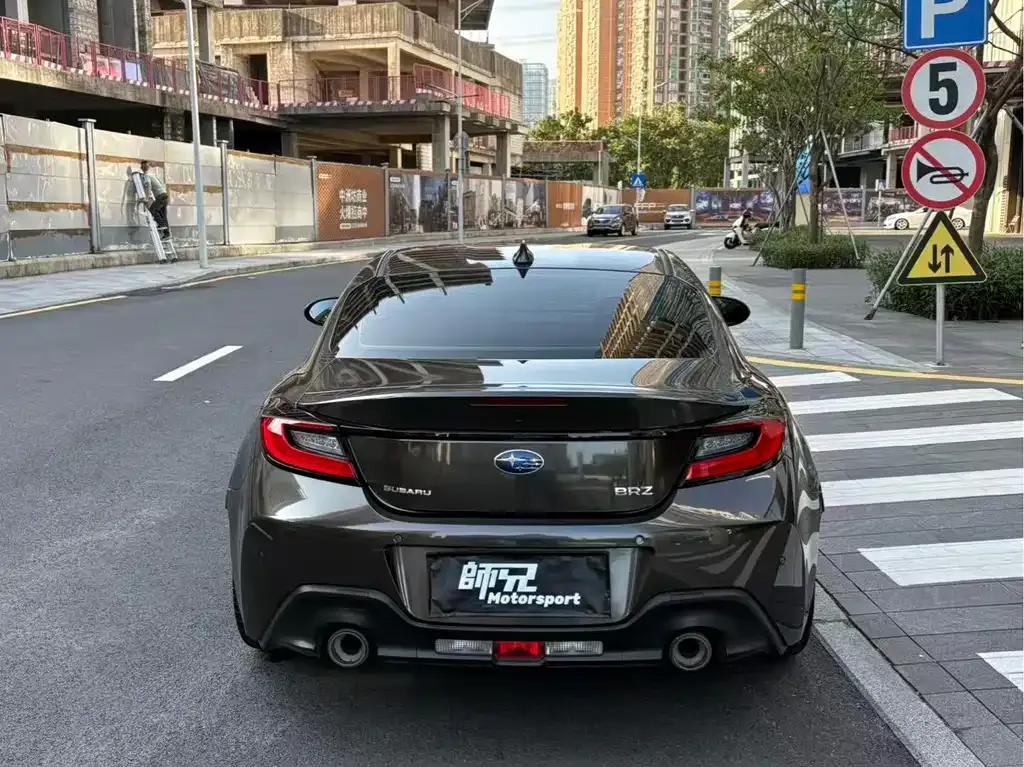 Subaru BRZ — фото 3