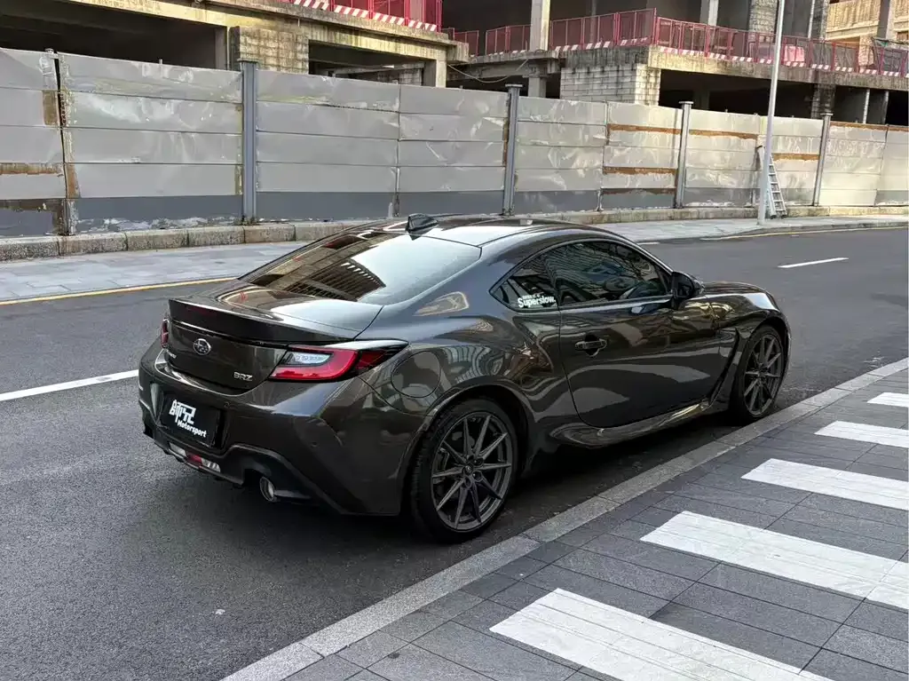 Subaru BRZ — фото 5
