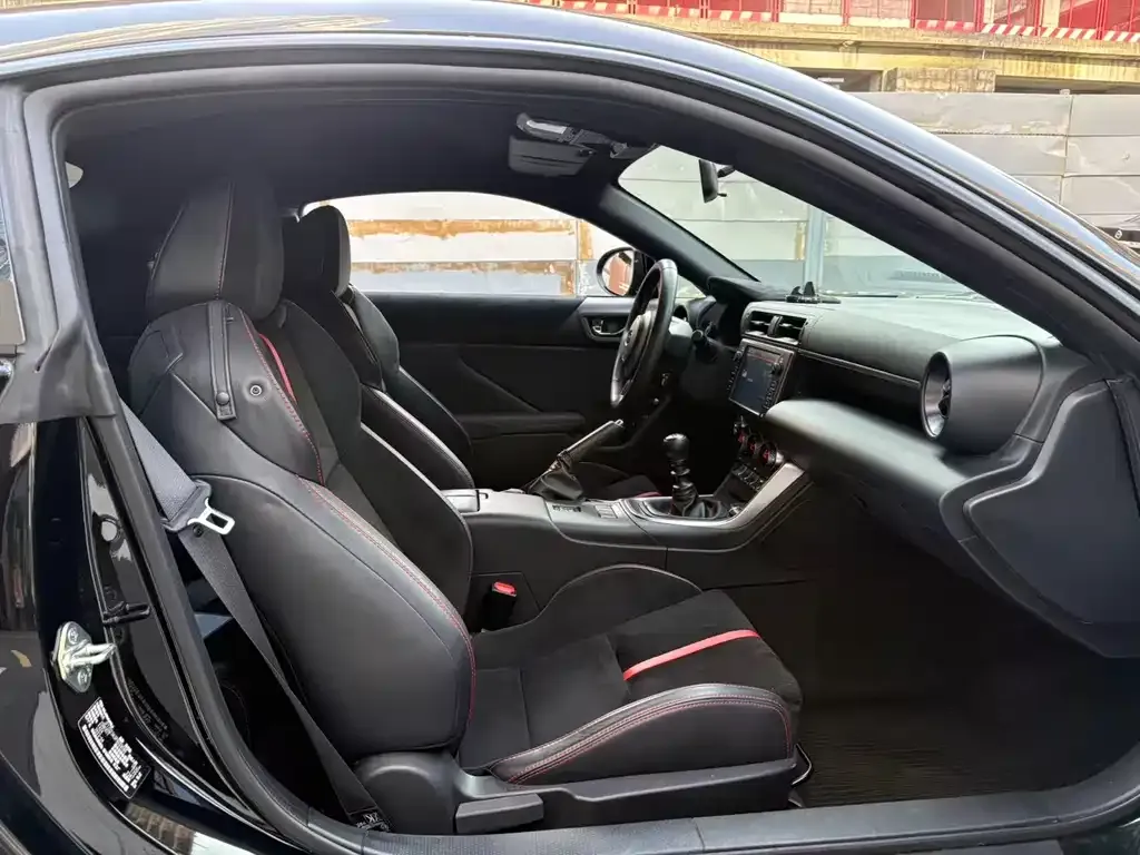 Subaru BRZ — фото 8