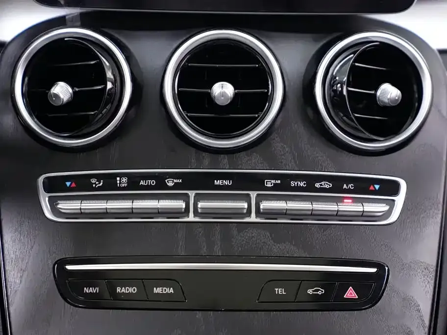 Mercedes-Benz C-Class — фото 10