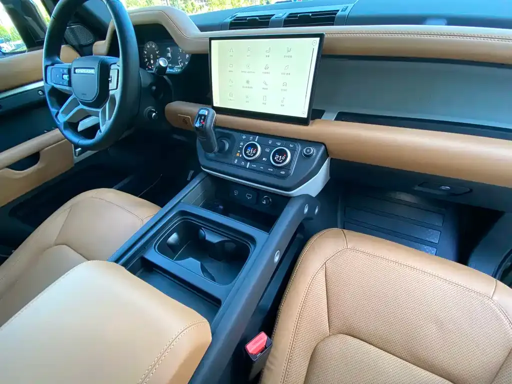Land Rover Defender — фото 10