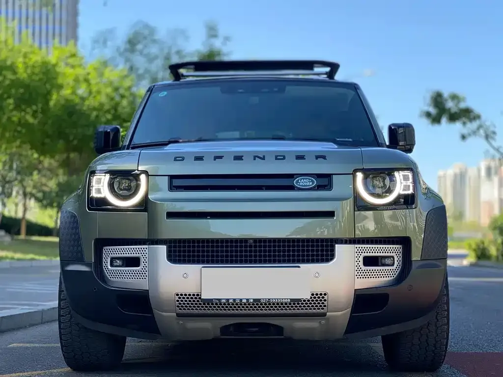 Land Rover Defender — фото 2