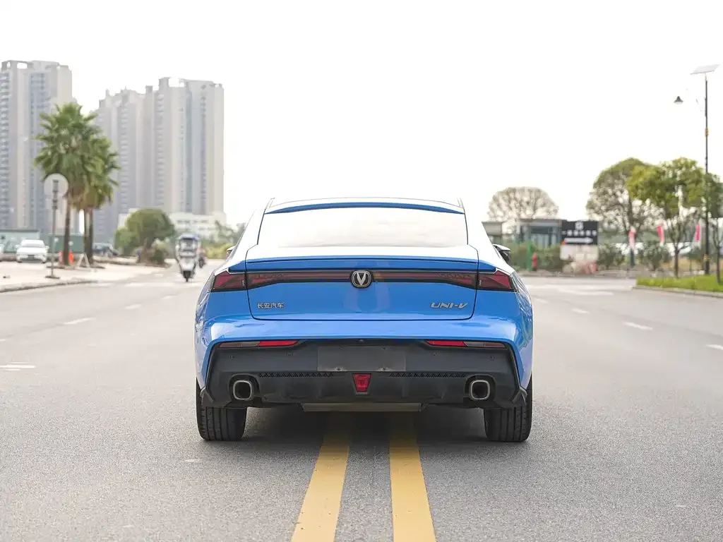 Changan UNI-V 2022 из CN, фото 6