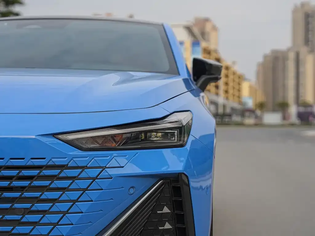 Changan UNI-V 2022 из CN, фото 9
