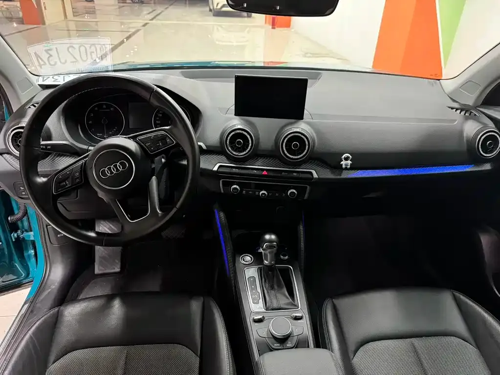 Audi Q2L 2021 из CN, фото 5