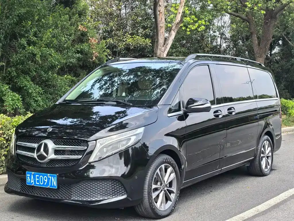 Mercedes-Benz V-Class — фото 2