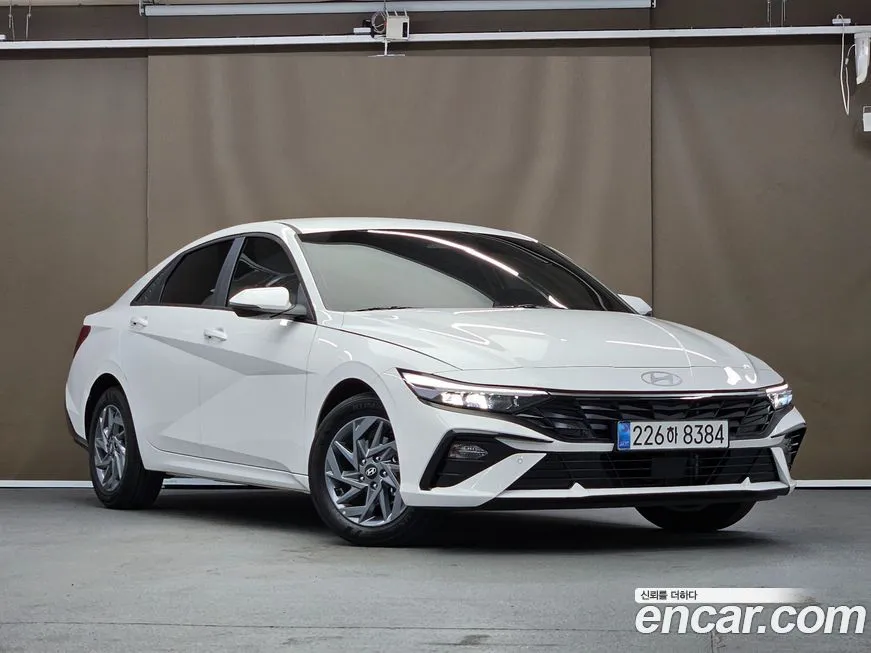 Hyundai AVANTE — фото 2