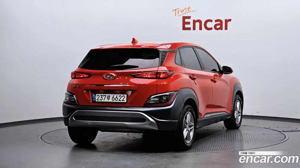 Hyundai Kona — фото 2