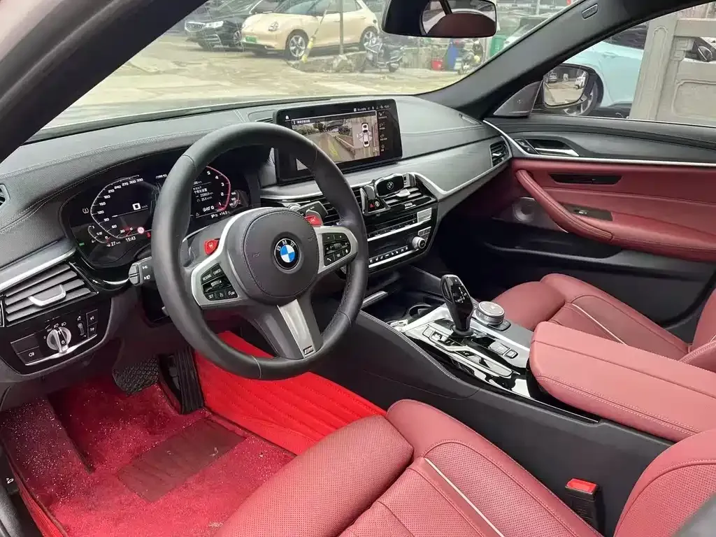 BMW 5 Series 2022 из CN, фото 4