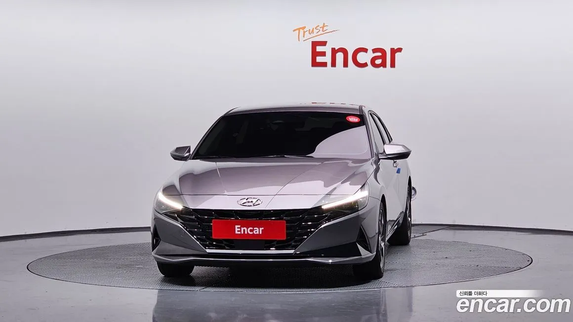 Hyundai AVANTE — фото 3
