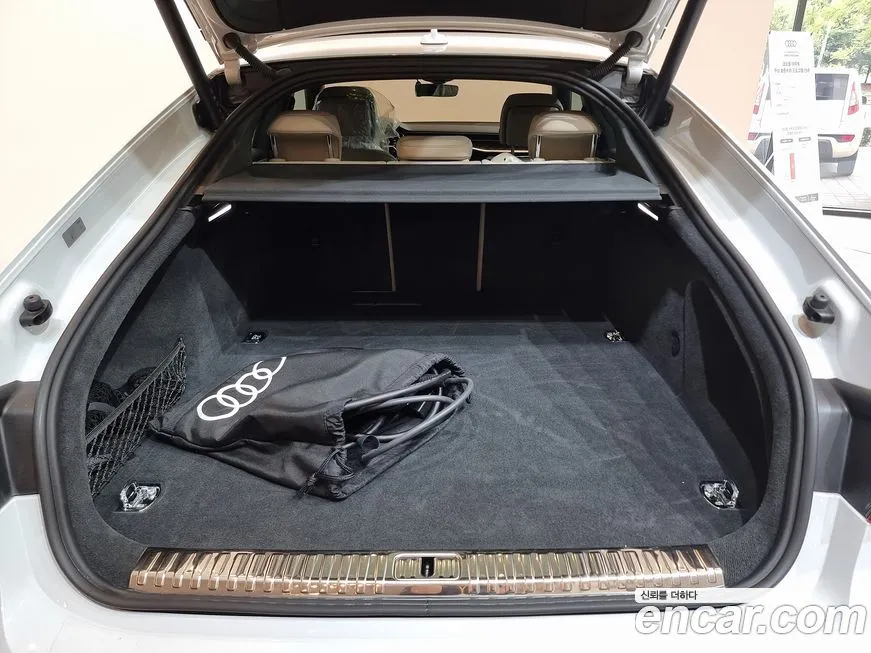 Audi A7 2023 из KR, фото 6