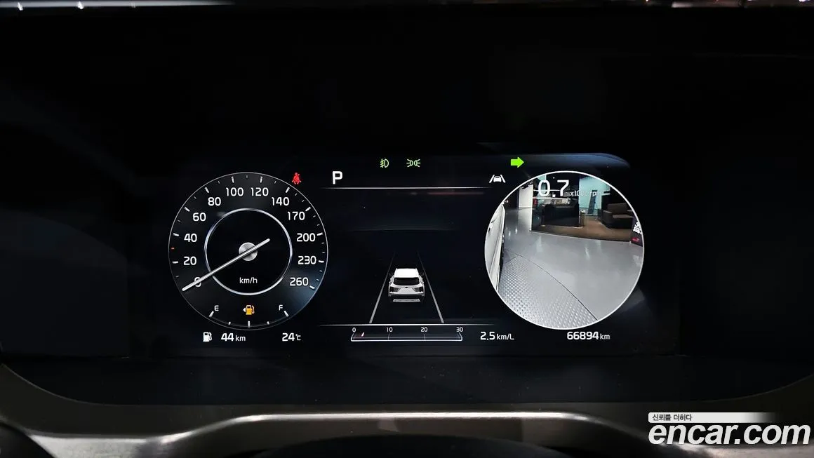 Kia Sorento — фото 8