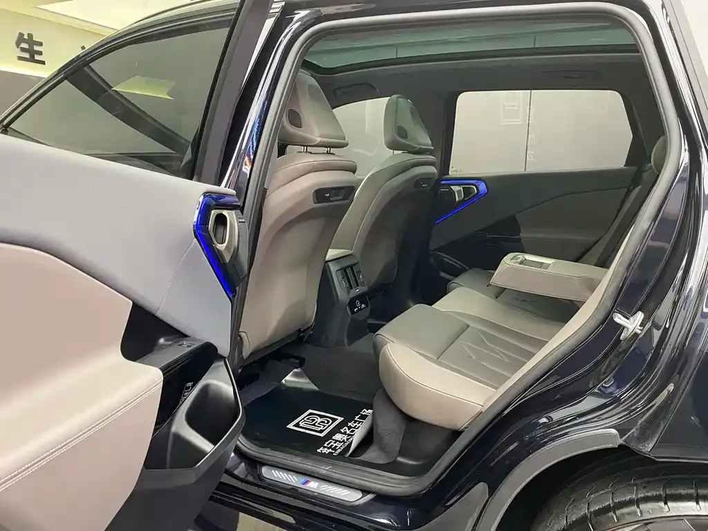 BMW X3 2025 из CN, фото 9