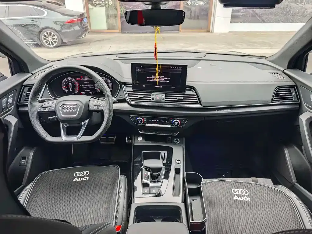Audi Q5L Sportback 2024 из CN, фото 4
