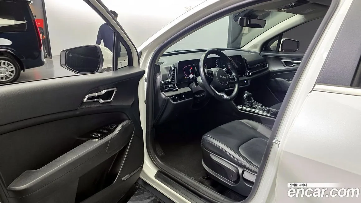 Kia Sportage — фото 10