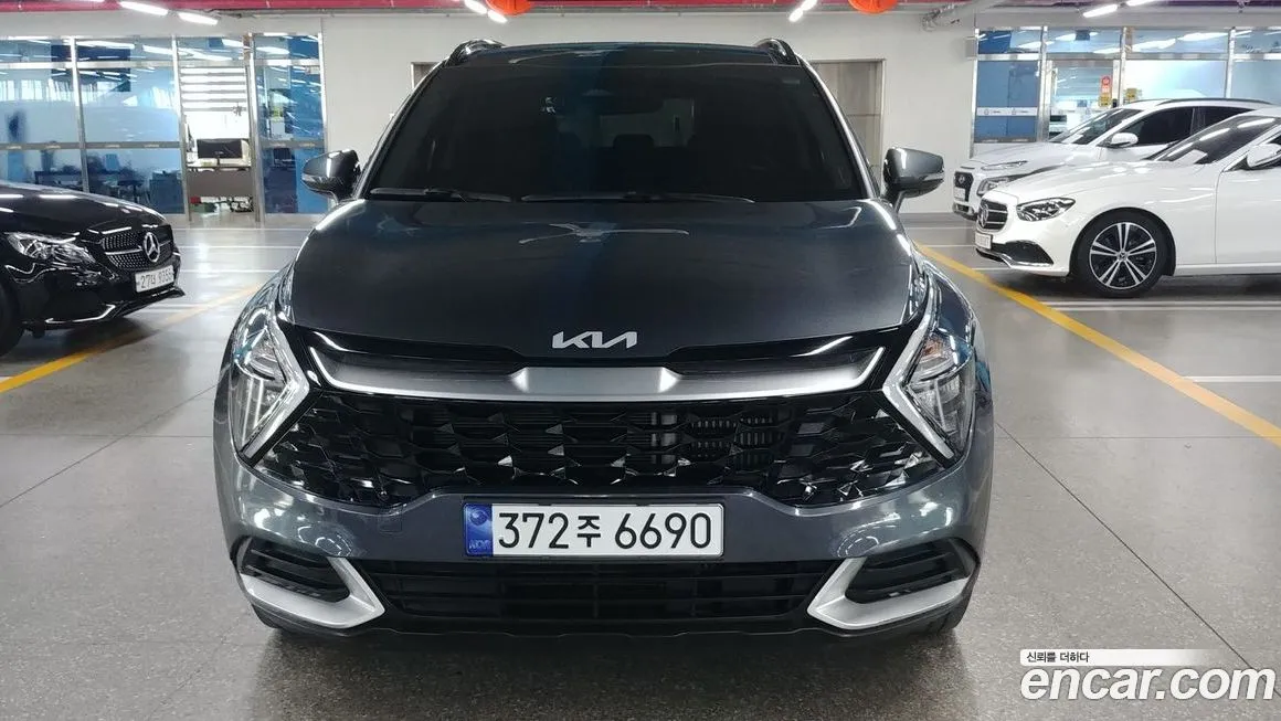 Kia Sportage — фото 1