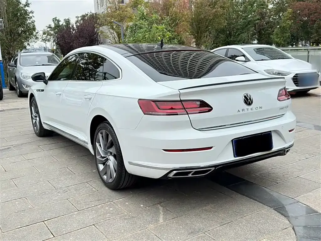 Volkswagen CC — фото 8