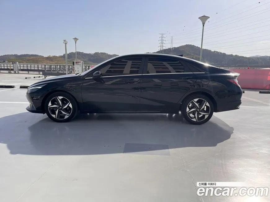 Hyundai AVANTE 2021 из KR, фото 3