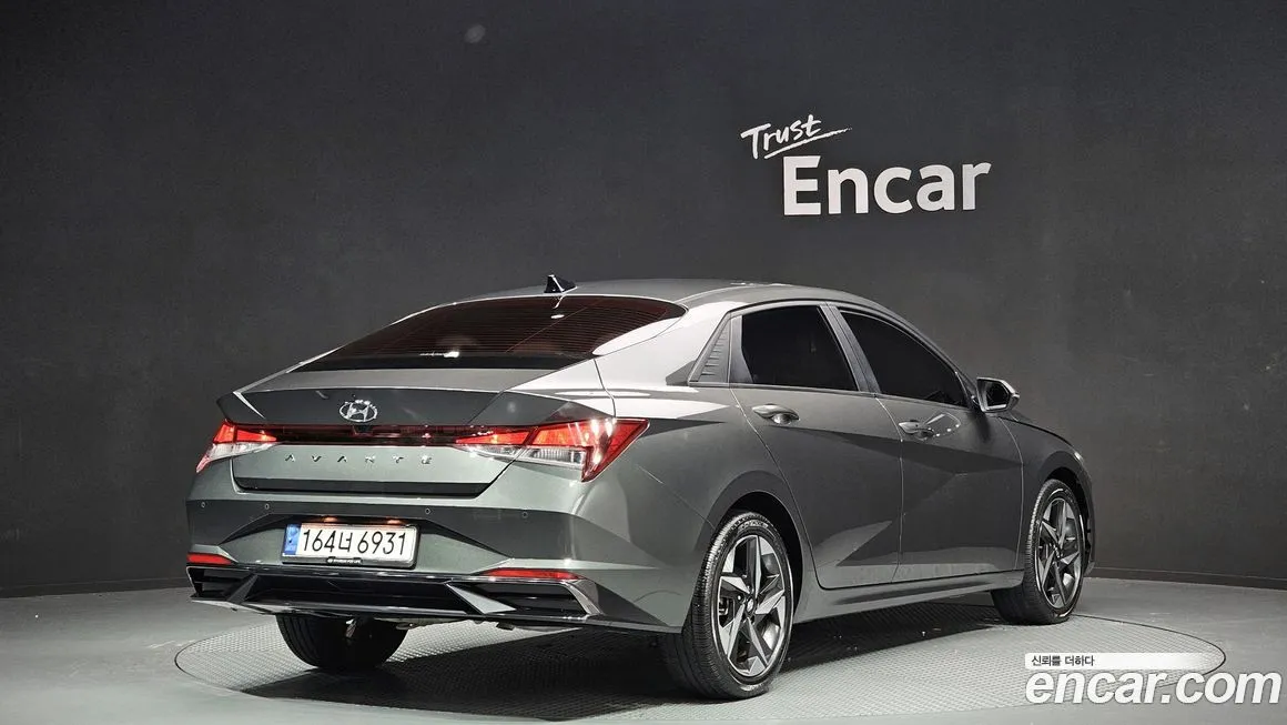 Hyundai AVANTE — фото 2