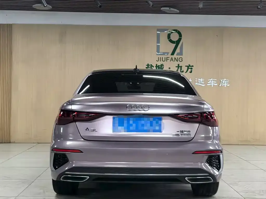 Audi A3 2023 из CN, фото 4
