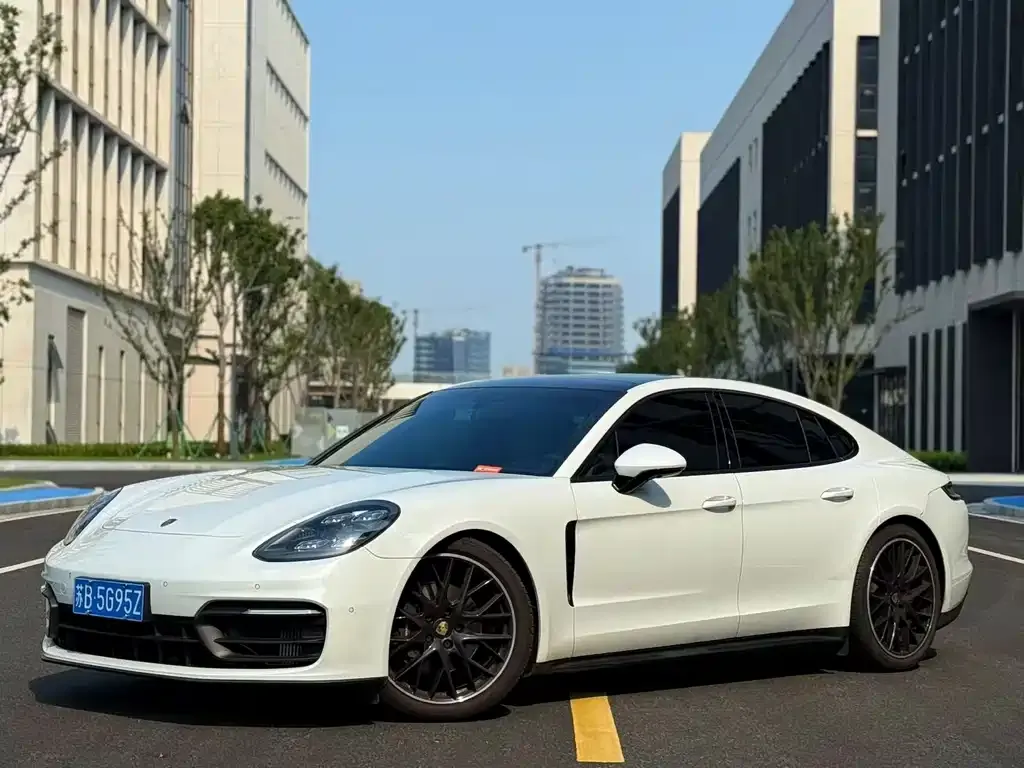 Porsche Panamera 2023 из CN, фото 1