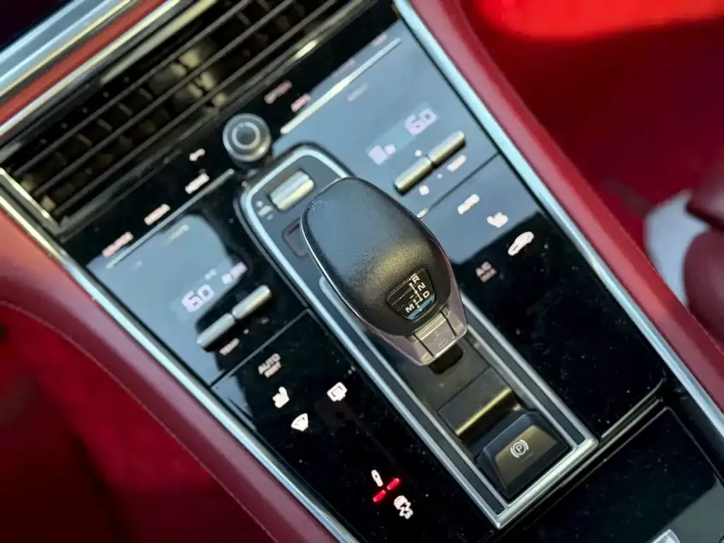 Porsche Panamera 2023 из CN, фото 10