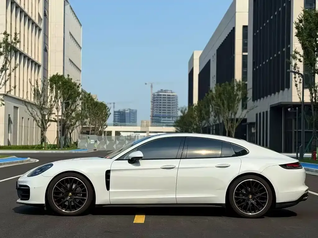 Porsche Panamera 2023 из CN, фото 4