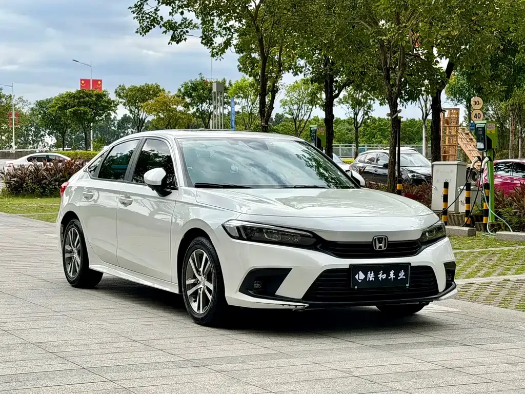 Honda Civic — фото 3