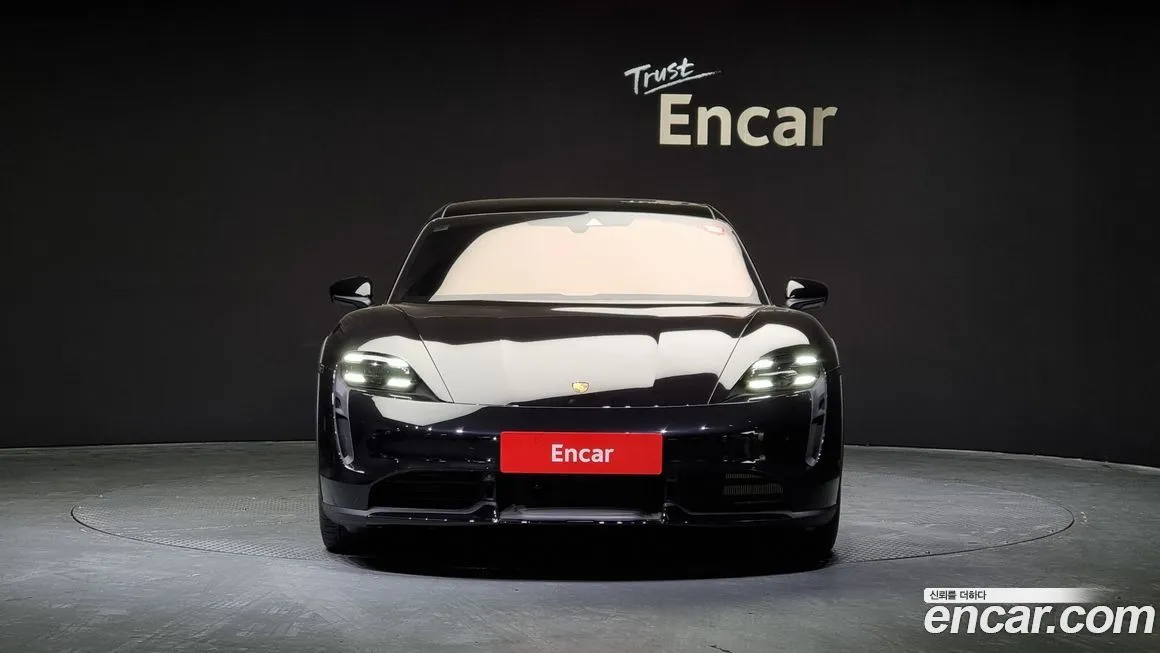 Porsche Taycan 2022 из KR, фото 3